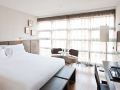 hotel-reina-petronila