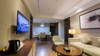 xianning-liantou-park-road-hotel