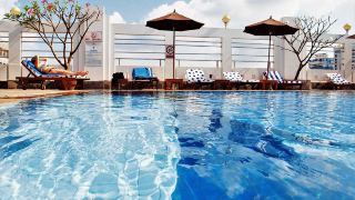 zenith-sukhumvit-hotel