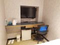 red-13-apartment