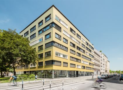 myNext - Hotel Leo