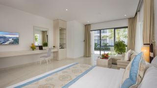 diamond-bay-condotel-resort-nha-trang