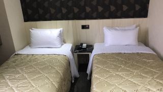 red-hotel