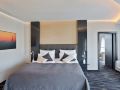 dancing-house-tancici-dum-hotel
