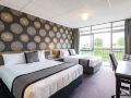 heartland-ambassador-hotel-hamilton