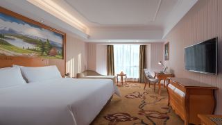 vienna-hotel-danxia-mountain-scenic-area
