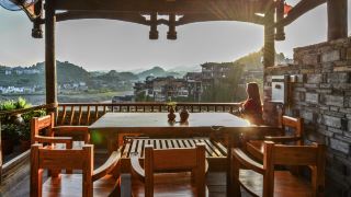tuwang-palacebabutang-furong-town-waterfall-head-office