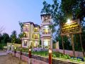 the-corner-riverside-villa