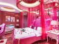 2099-love-hotel