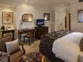hotel-bristol