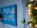 alley-hostel