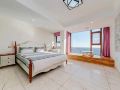 qinhuangdao-golden-dream-bay-first-view-of-moonlight-seascape-apartment