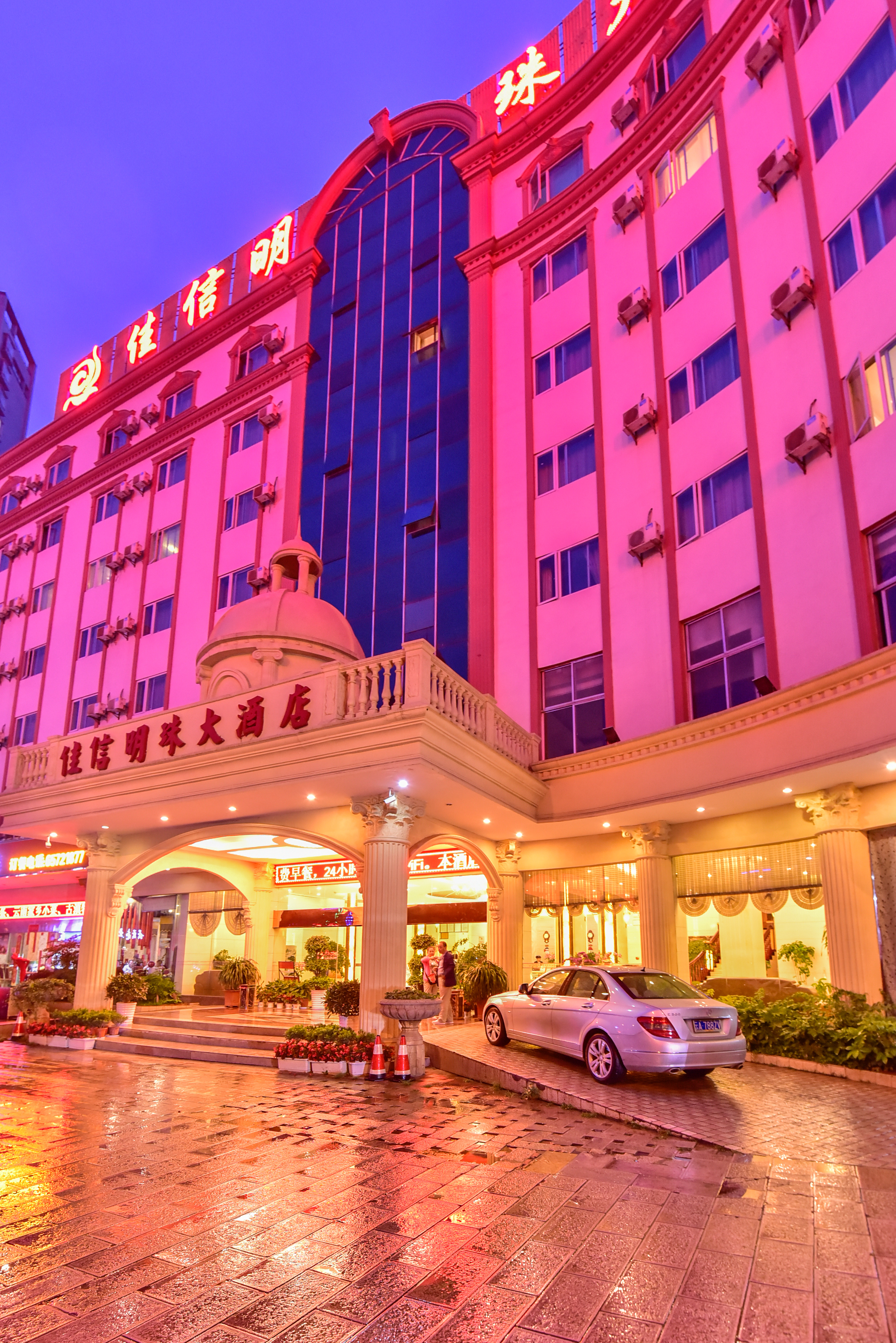 hotel overview picture