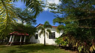 white-lodge