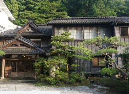 元湯石屋