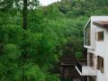 mount-mogan-chic-hostel