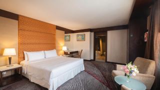 zenith-sukhumvit-hotel