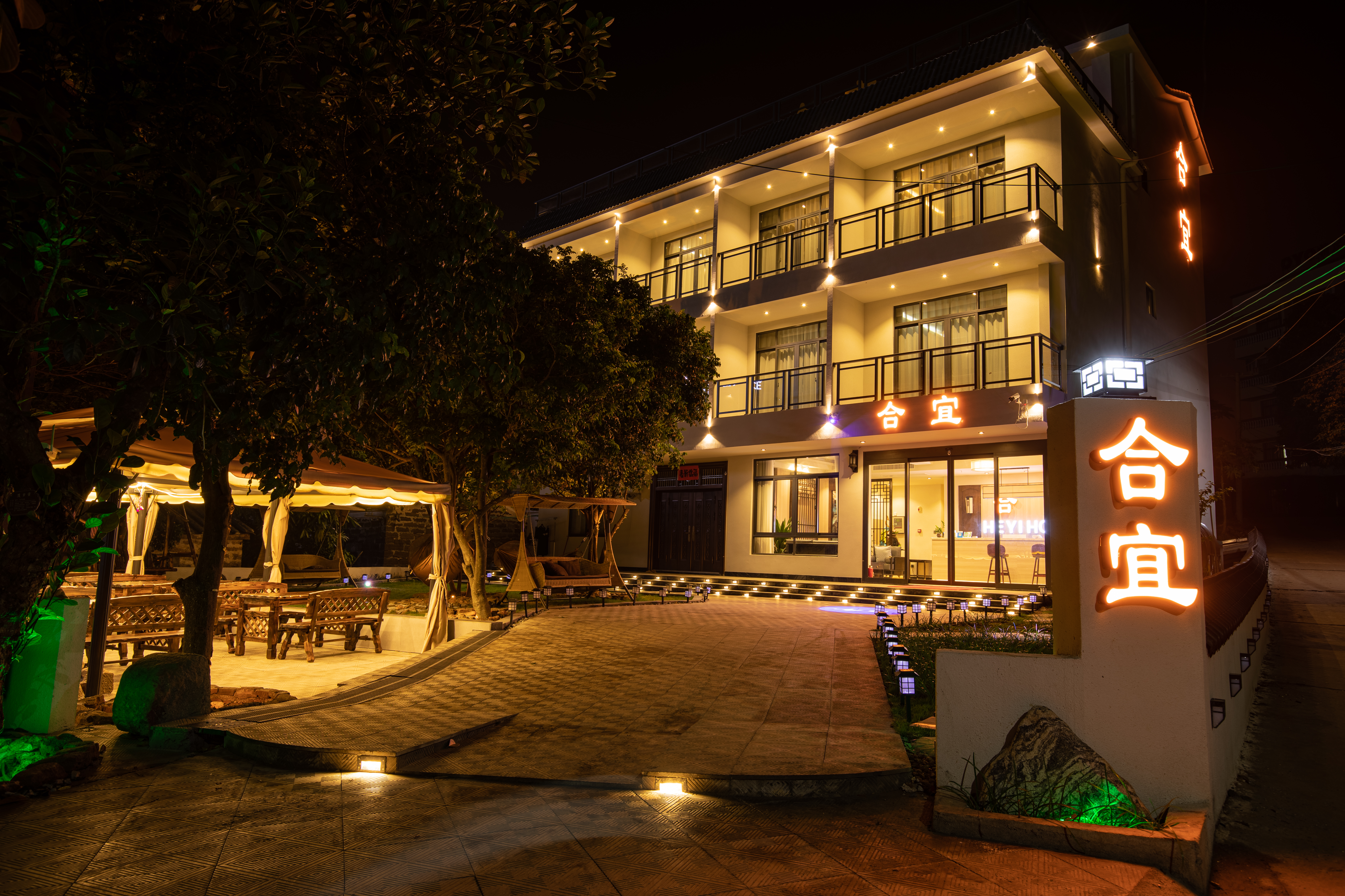 hotel overview picture
