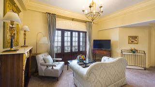 rocks-hotel