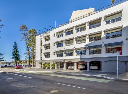 Manly Paradise Motel & Apartments