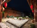 leisure-courtyard-lake-view-homestay