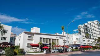 the-catalina-hotel-and-beach-club