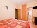 hostal-las-cortes
