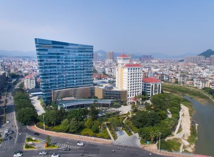 Rong Qiao Hotel