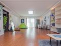 little-eggshell-seaview-youth-hostel