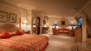 hotel-manos-stephanie