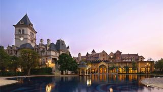 dragon-lake-princess-hotel