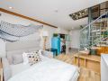 build-dreams-apartment-hotel-qingdao-may-fourth-square-hong-kong-middle-road