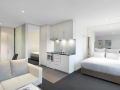 oaks-melbourne-on-collins-hotel
