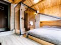young-bajiao-and-sanmi-guesthouse
