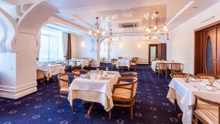 sosnovy-bor-park-hotel