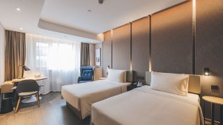 atour-hotel-xianxia-road-changning