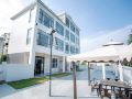 sanjian-boutique-seaview-inn