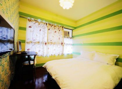 Feng Chia Enjoy Find Happiness