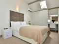 axiom-arch-hotel