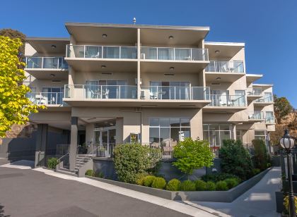 Bay View Villas