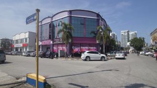 oyo-880-hotel-purple-town