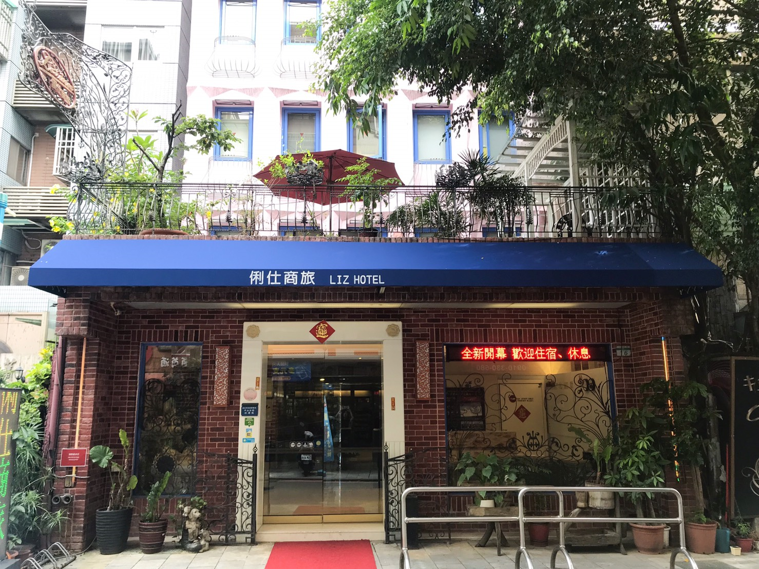 hotel overview picture
