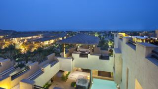chinese-courtyard-on-the-sea-resort-villa-sanya-xiangshui-bay