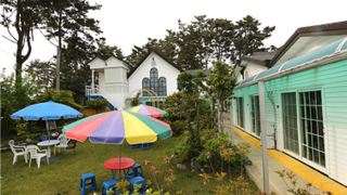 taean-cheongpodae-white-castle-pension