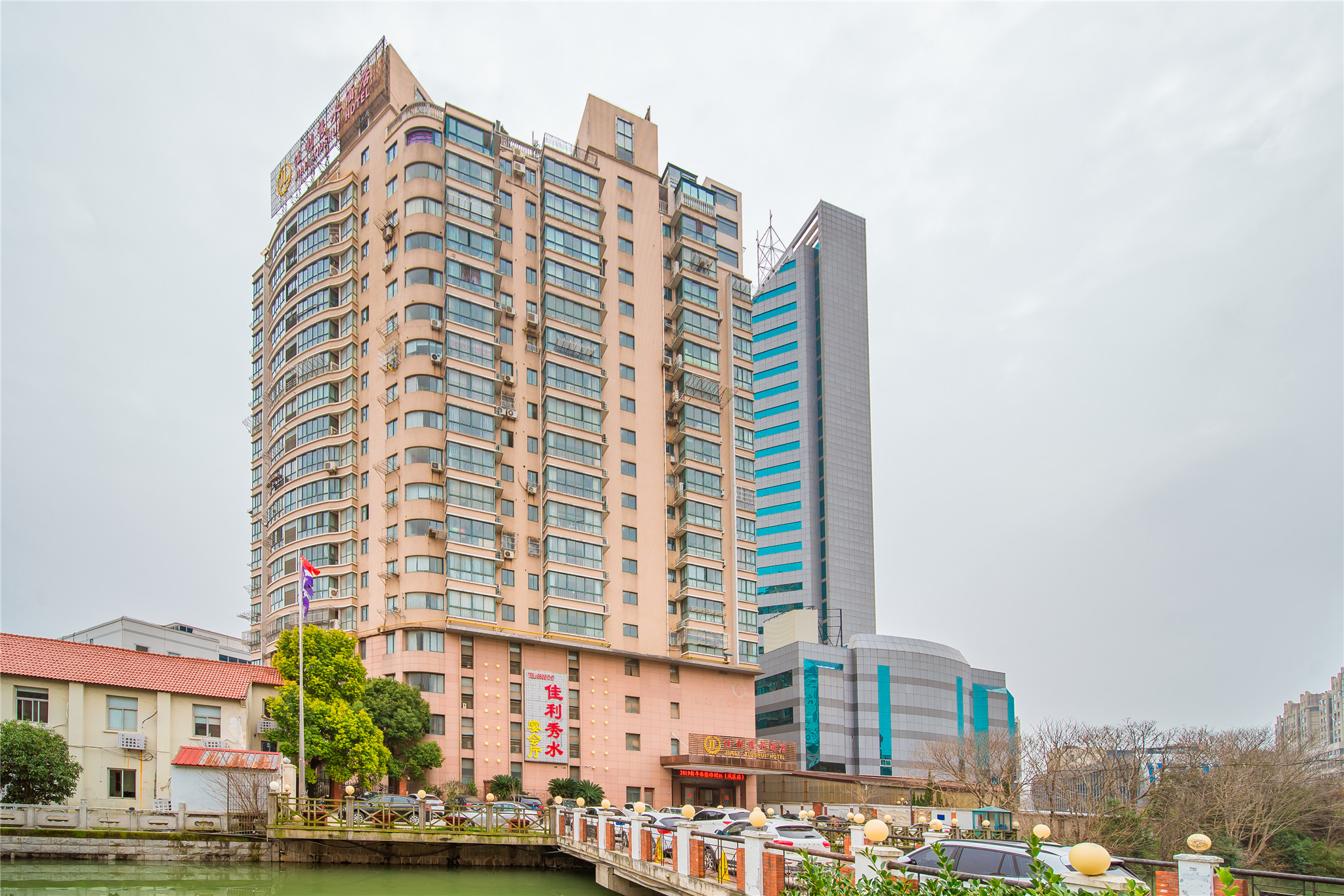 hotel overview picture