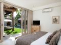 surprise-vacation-accommodation-101-branch