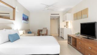 drift-palm-cove