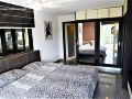 beach-front-apartment-with-jacuzzi