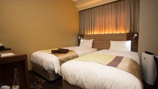 shinsaibashi-grand-hotel-osaka