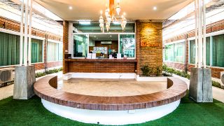 b2-resort-boutique-and-budget-hotel